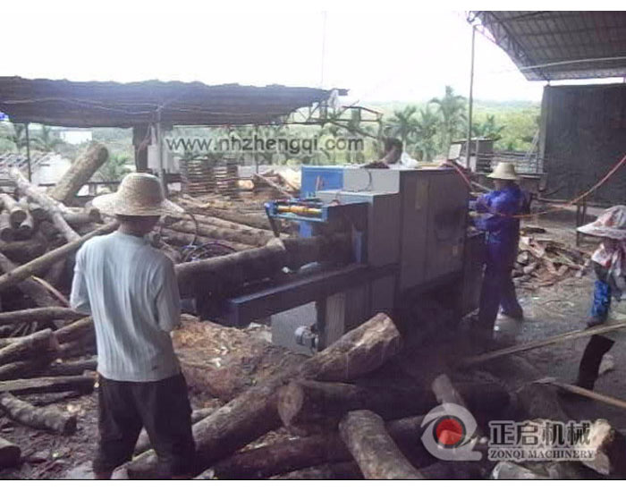 海南橡膠木現場加工