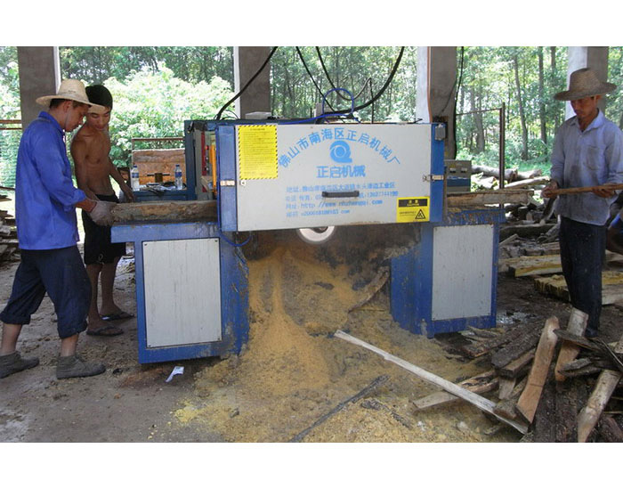 湖北省荊州市-圓木多片鋸25加工現場